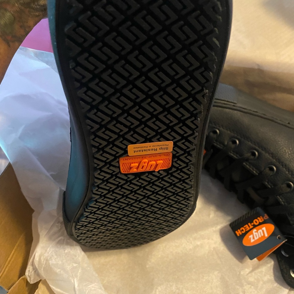 Lugz High-Top slip resistant Sneakers - Picture 6 of 6